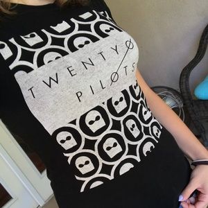 Graphic Twenty One Pilots Shirt!
